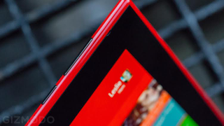 Illustration for article titled Lumia 2520 Review: Not Much More Than a Pretty Face